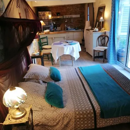 Les 2 Indépendants Du Clos De L'ange * Rieux (Haute-Garonne)